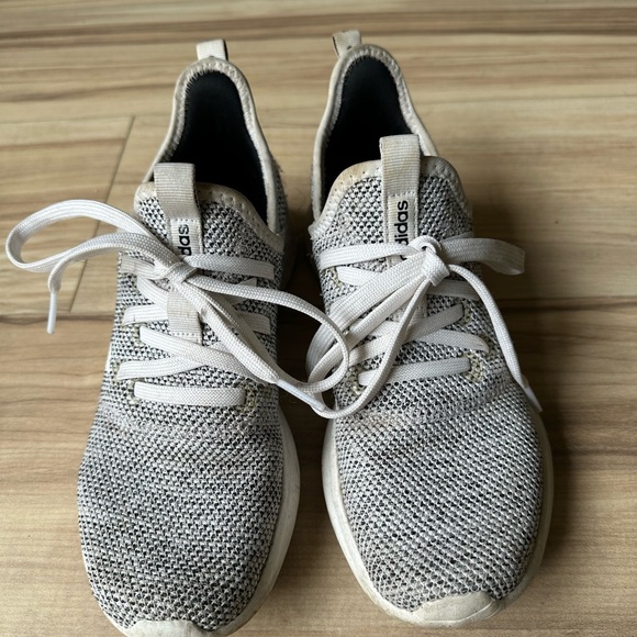 Adidas cloud foam size 6. Good used condition. No box. - Picture 4 of 5